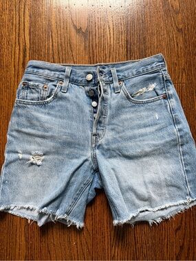 Levi’s 501 high rise mid-length shorts size 25